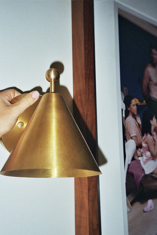 How to Choose the Best Light Bulbs for a Cosy Living Room