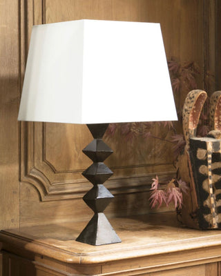 infini-table-lamp