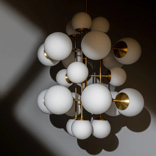 glow-chandelier-schwung