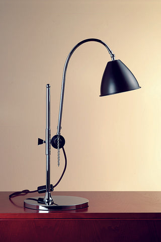 bauhaus-desk-lamp